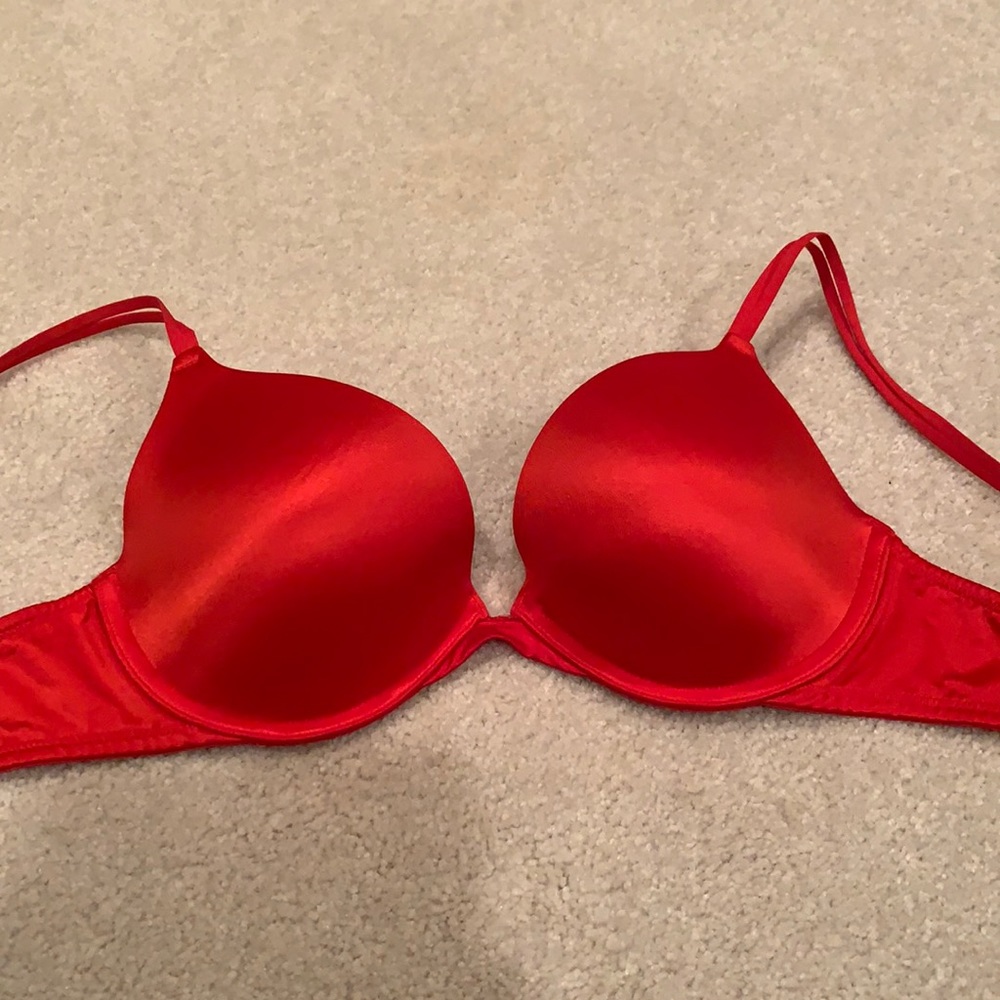 PINK: Red Push-Up